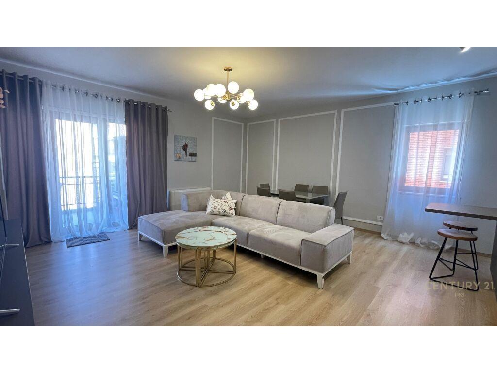 Per Qira Apartment 2+1+2 Kompleksi Delijorgji 1,100 € /Muaj