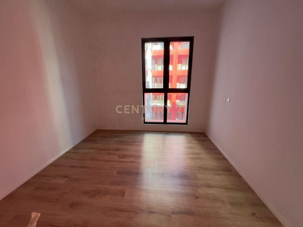 Per Qira Apartment 3+1+2 Rruga e Dibrës 600 € /Muaj