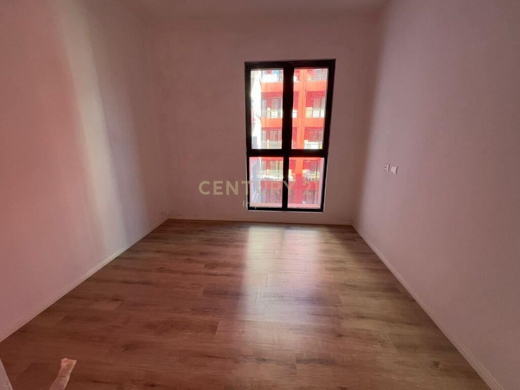 Per Qira Apartment 3+1+2 Rruga e Dibrës 600 € /Muaj