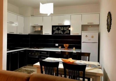 Qera 1+1 Don Bosko 65 m2 e mobiluar 440 €