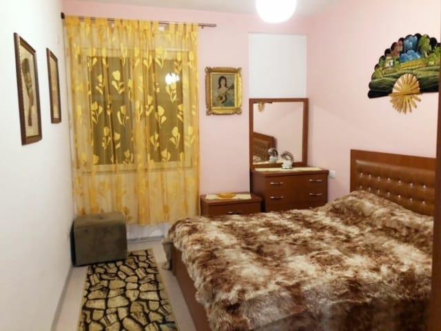 Qera 1+1 Don Bosko 65 m2 e mobiluar 440 €