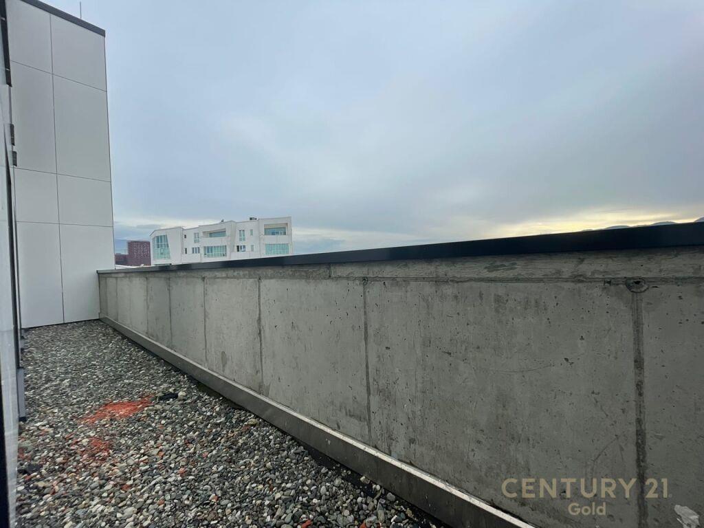 Per Qira Apartment 2+1+2 21 Dhjetori 800 € /Muaj