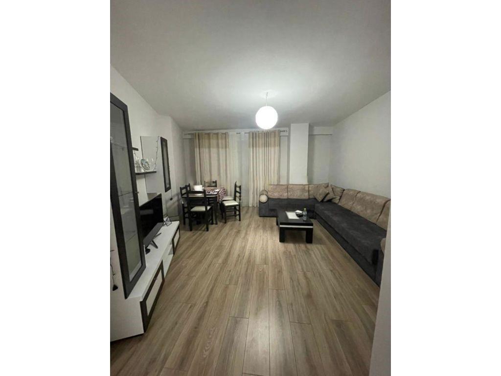 JEPET ME QERA APARTAMENT 2+1 në ASTIR