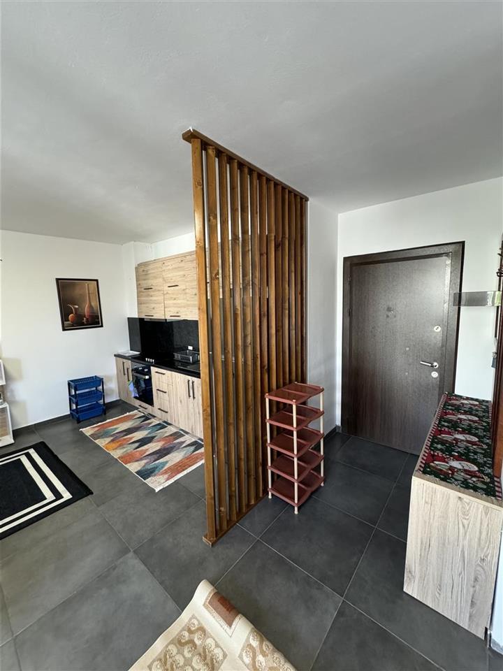 Jepet me qera apartament 1+1 tek kompleksi Tom Doshi