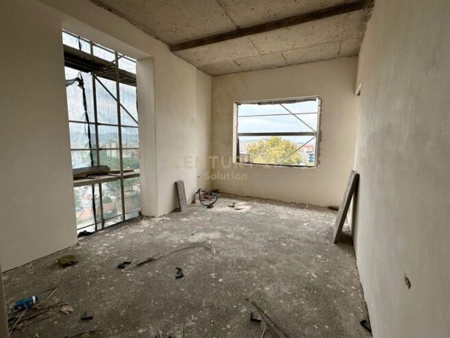 Shitet Apartment 2+1+2 Rruga e Kavajës 169,000 €