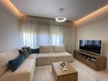 Shitet Apartment 2+1+2 Pazari I ri 230,000 €