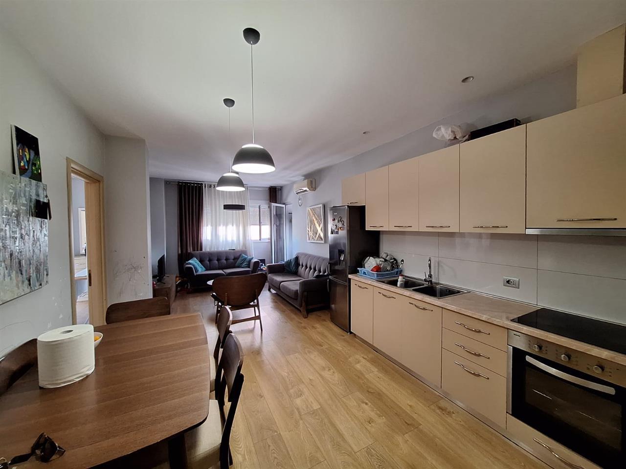 Apartament me qira 1+1 i mobiluar