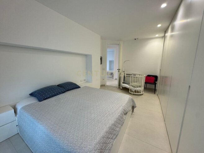 Shitet Apartment 2+1+1 Liqeni i Thatë 270,000 €
