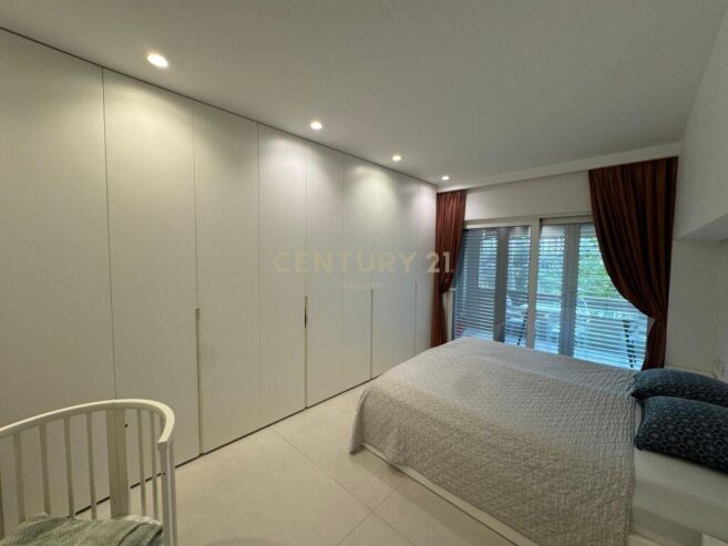 Shitet Apartment 2+1+1 Liqeni i Thatë 270,000 €
