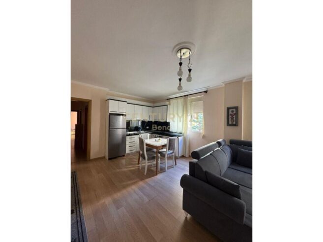 Shitet Apartment 2+1+1 Liqeni i Thatë 175,000 €