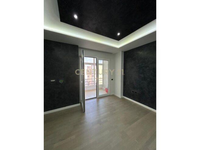 Shitet Apartment 1+1+1 Astiri 103,000 €