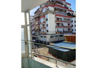 Shitet Apartment 1+1+1 Rruga e Elbasanit 147,000 €