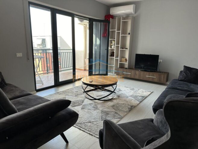 Shitje, Apartament 2+1+parking,