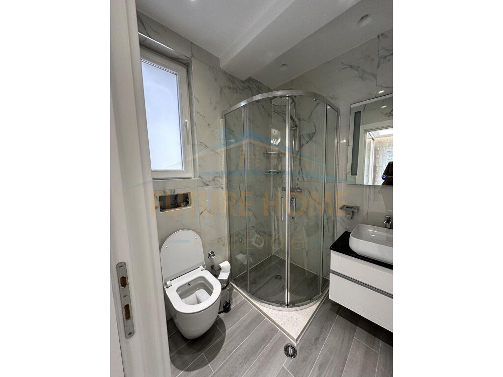 Jepet me qera apartament 3+1+2+Post Parkimi, për Qera.