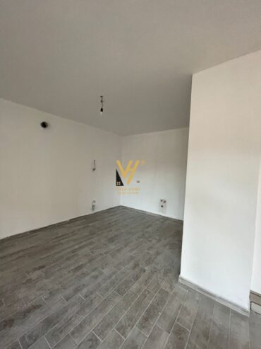 2+1+2 TE KOMPLEKSI AURA 179.400 EURO