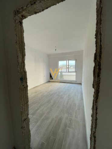 2+1+2 TE KOMPLEKSI AURA 179.400 EURO