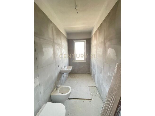 SHITET APARTAMENT 2+1 120,000 € astoria103248