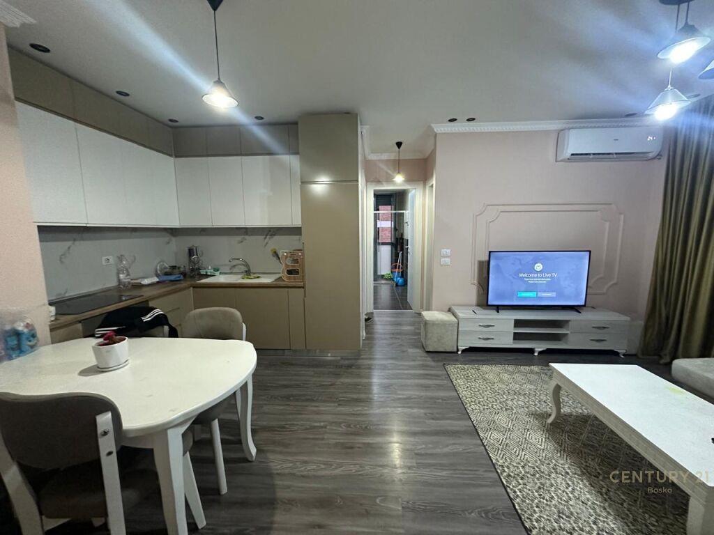 JEPET ME QIRA, APARTAMENT 2+1+2, Fiori Di Bosko!bosko103341