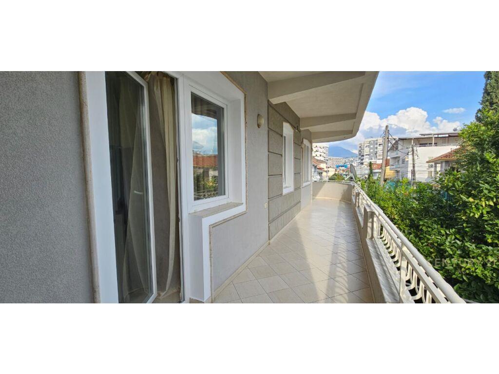 VILE PER QIRA, BLLOKU I VILAVE IRG102984