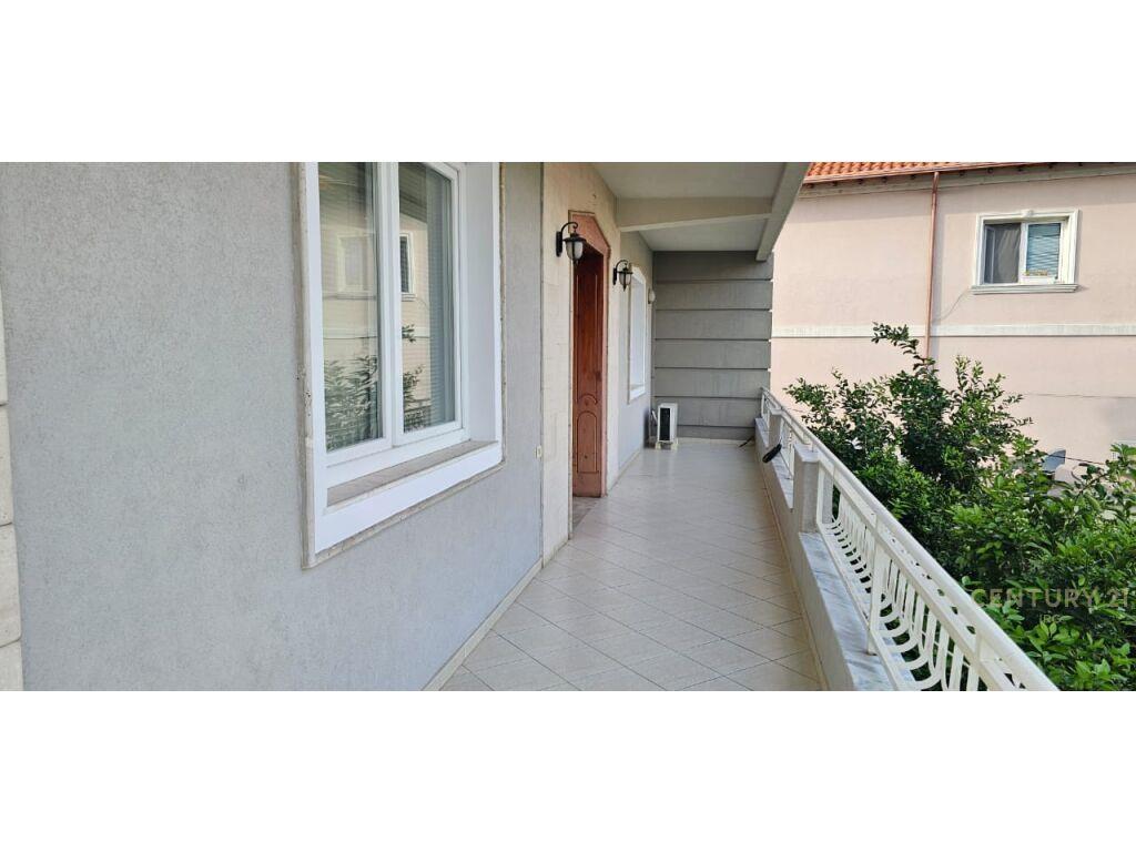 VILE PER QIRA, BLLOKU I VILAVE IRG102984