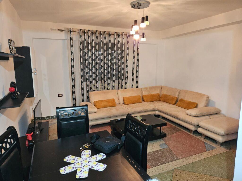 JEPET ME QERA APARTAMENT 2+1 NE LAGJEN NR.6 !