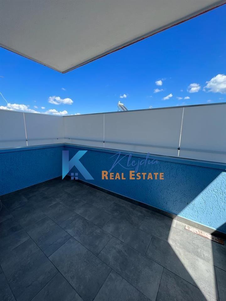 2+1 per Qira ne rrugen Jordan Misja, Kompleksi Gener2