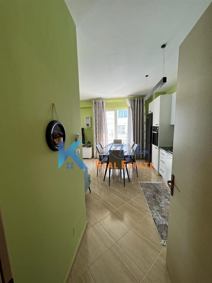 2+1 per Qira ne rrugen Jordan Misja, Kompleksi Gener2