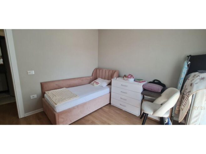 Shitet Apartament 2+1+1 Selitë €147000
