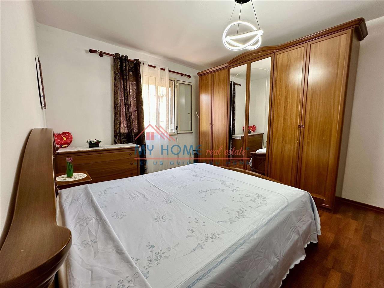 Apartament 2+1 me qera tek Pediatria Tirane
