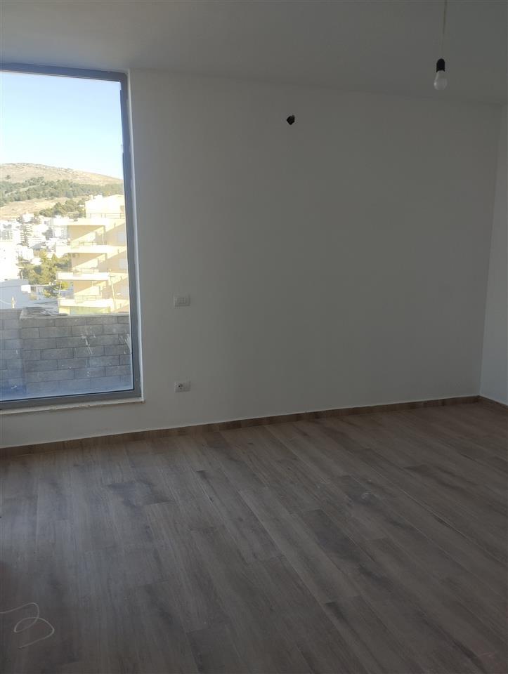 For sale 3 badroom apartment