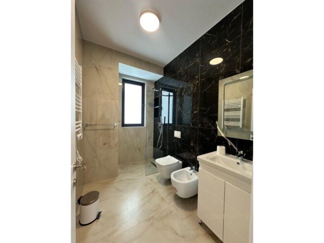 Shitet Apartment 2+1+2 Rruga e Kavajës 350,000 €