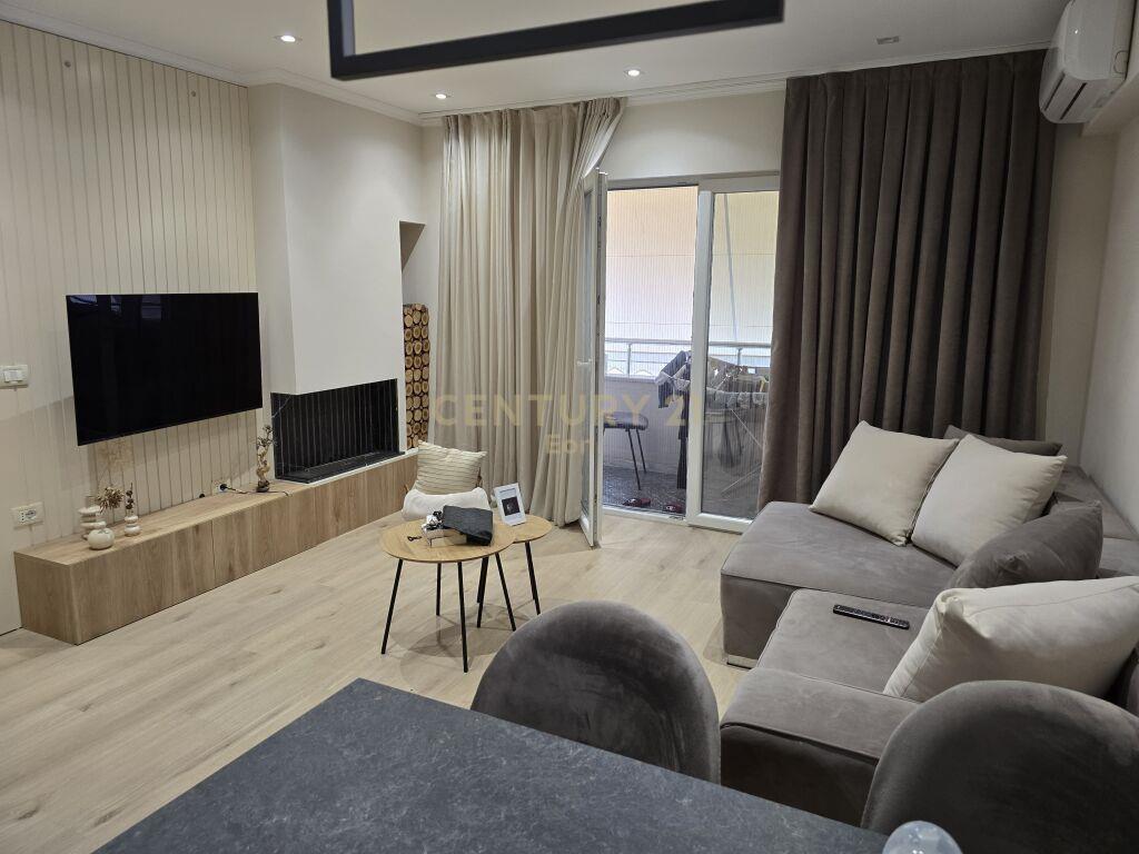 Apartament 2+1 në Qendër të Durrësit