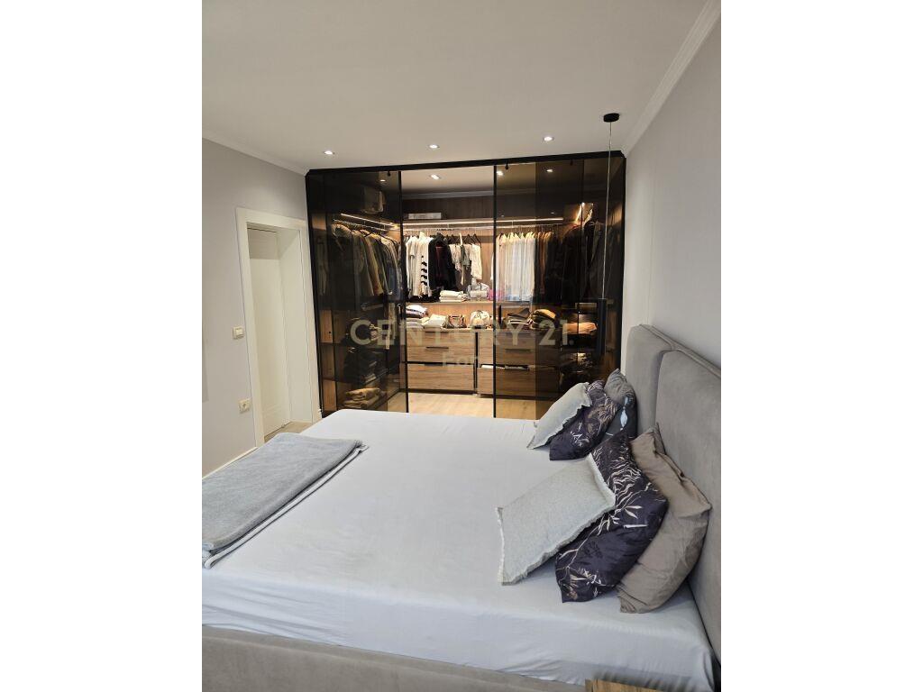 Apartament 2+1 në Qendër të Durrësit