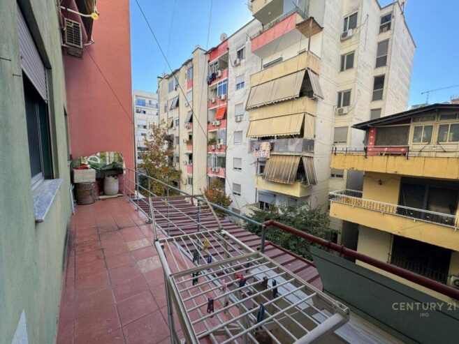 Apartament 1+1 prane Gjimazit Partizani!IRG103372