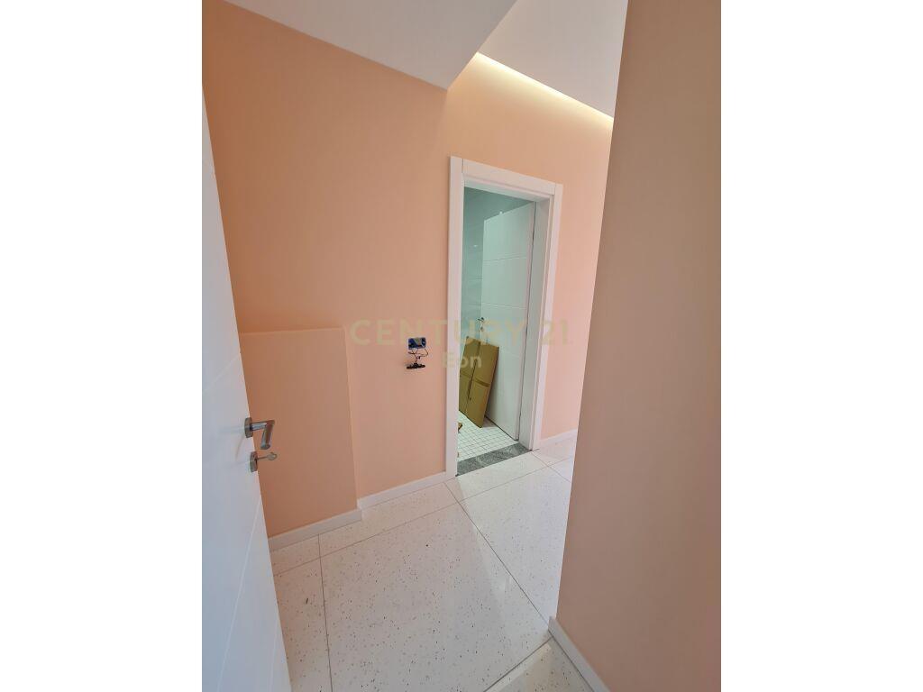 SHITET SUPER APARTAMENT ME PAMJE DETI 2+1+2 TE VILA E ZOGUT!