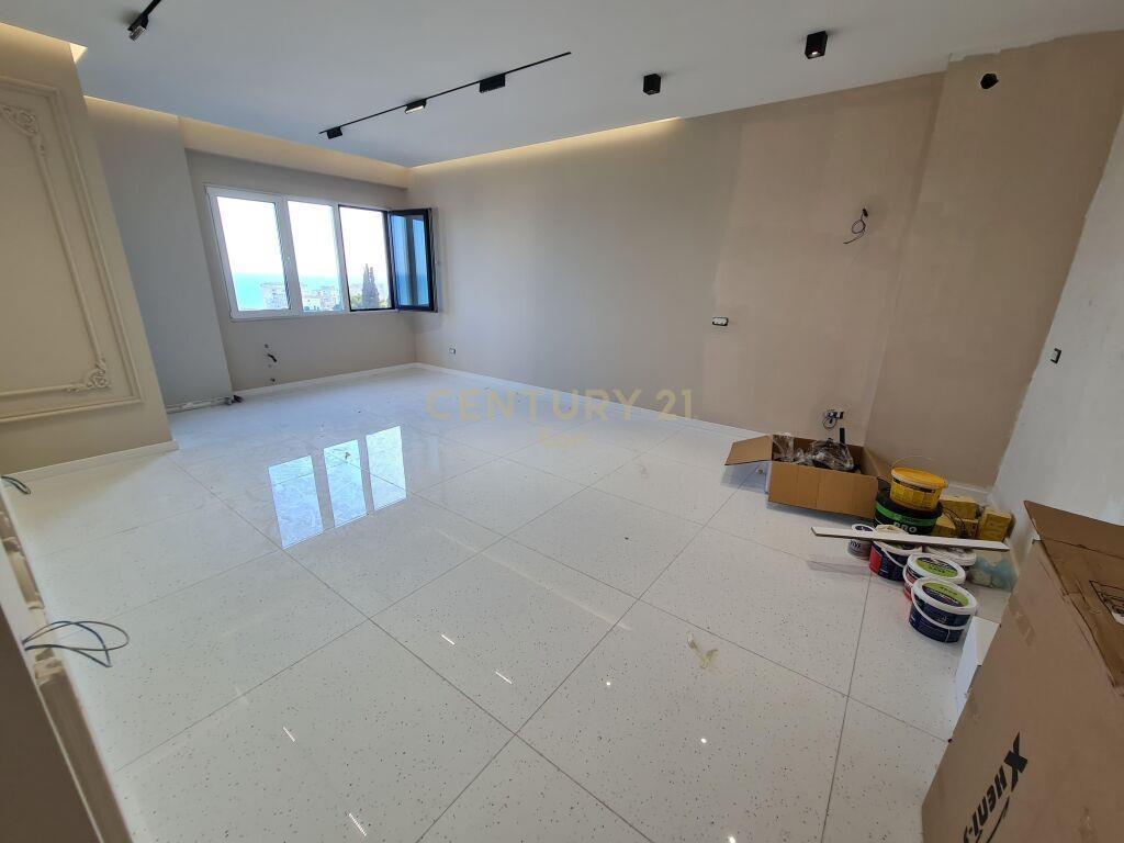 SHITET SUPER APARTAMENT ME PAMJE DETI 2+1+2 TE VILA E ZOGUT!