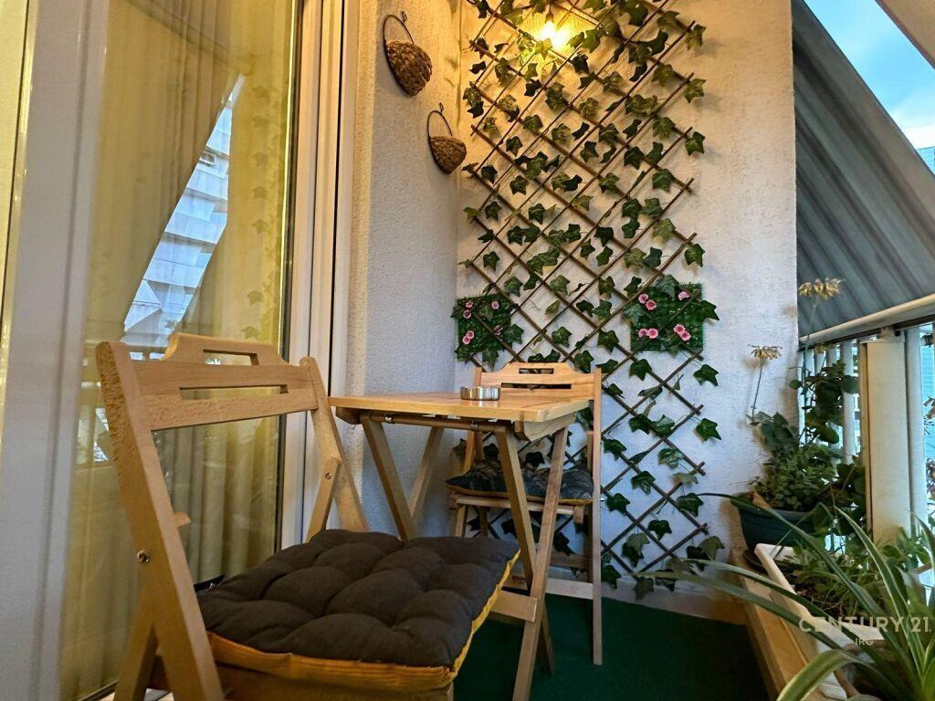 Qira Apartament 1+1+1 21 Dhjetori €600