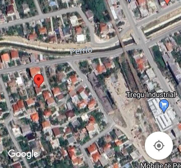 Shitet Banese 2 kat i hipotekuar ,Lushnje