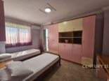 Shitet Apartment 3+1+2 Xhamlliku 320,000 €