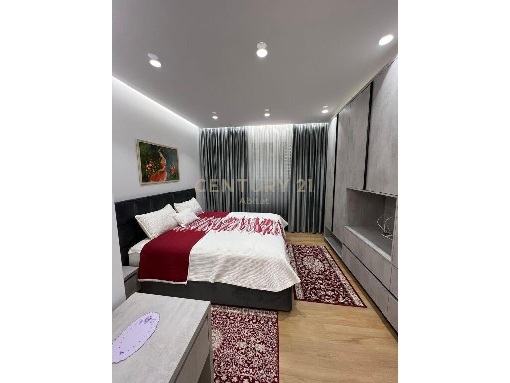 JEPET ME QIRA APARTAMENT 2+1+2 1,200 € ABITAT103500