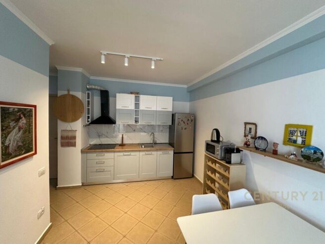 SHITET APARTAMENT VIJE E PARE ME PAMJE DETI GOLEM !!!