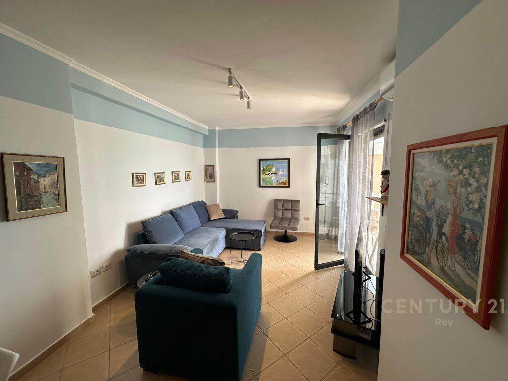 SHITET APARTAMENT VIJE E PARE ME PAMJE DETI GOLEM !!!