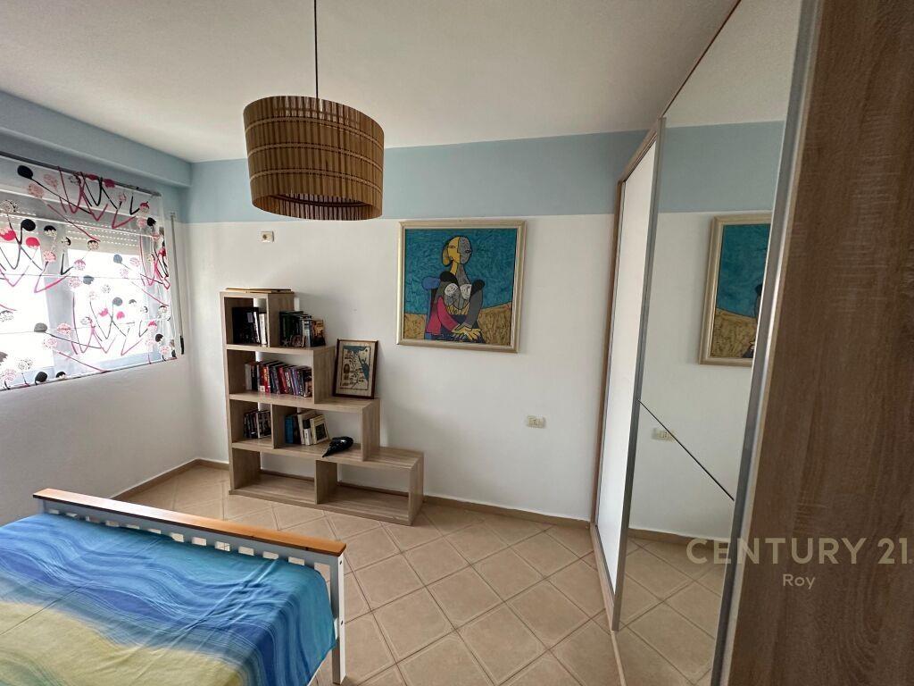 SHITET APARTAMENT VIJE E PARE ME PAMJE DETI GOLEM !!!