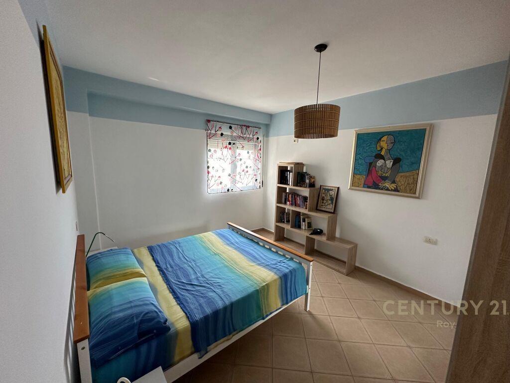 SHITET APARTAMENT VIJE E PARE ME PAMJE DETI GOLEM !!!