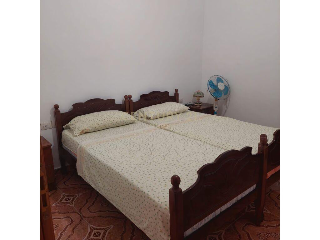 JEPET ME QERA APARTAMENT 2+1 +POSTE PARKIMI NE PLAZH HEKURUD