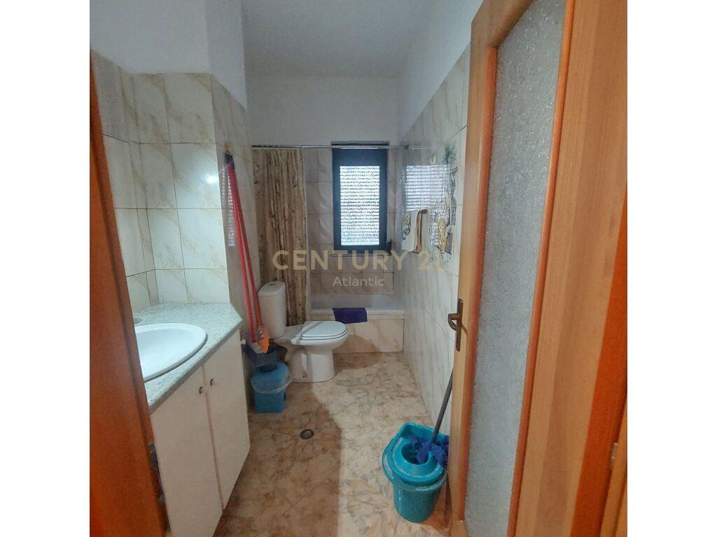 JEPET ME QERA APARTAMENT 2+1 +POSTE PARKIMI NE PLAZH HEKURUD
