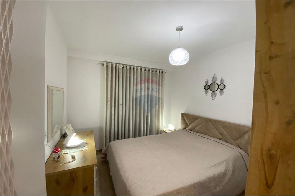 Apartament me qera 2+1 te 21 dhjetori