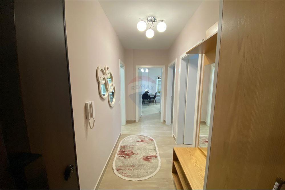 Apartament me qera 2+1 te 21 dhjetori