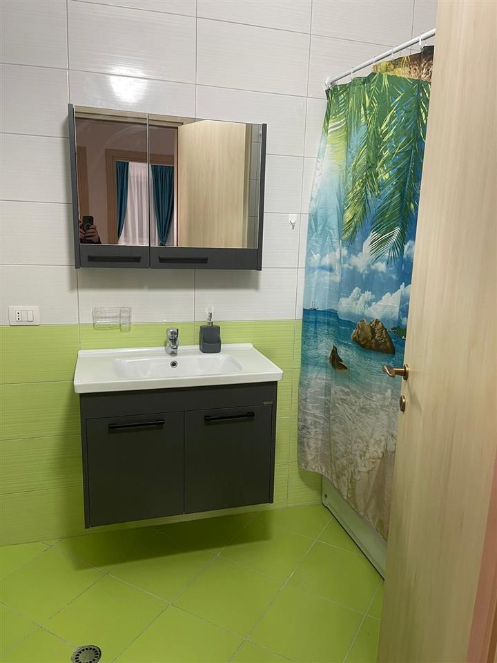 APARTAMENT 3+1+2 ME PAMJE DETI NE VOLLGA !!