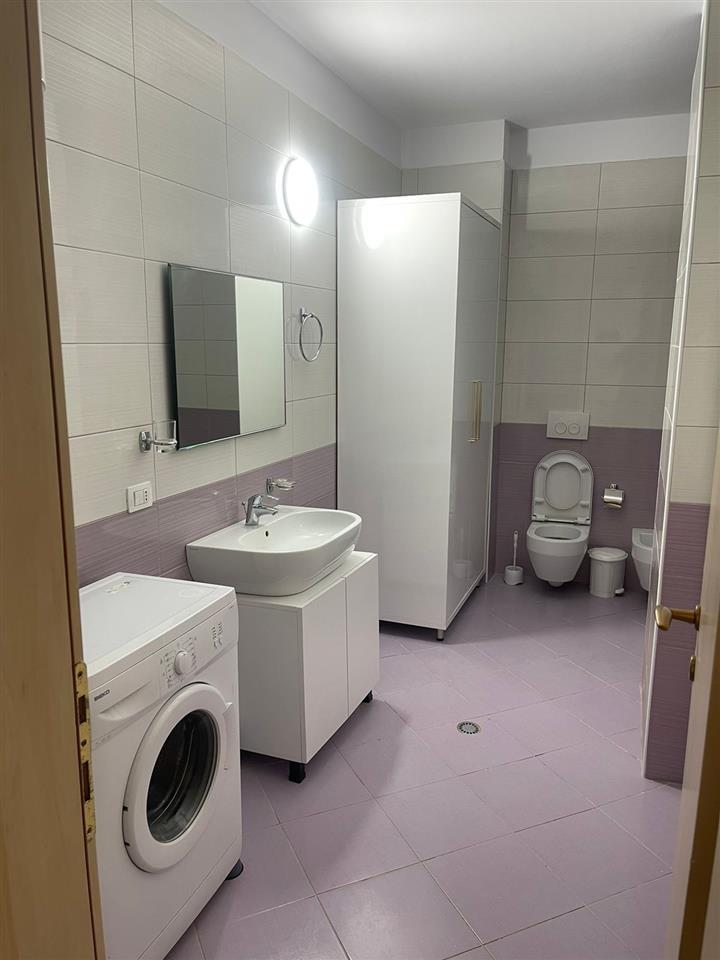 APARTAMENT 3+1+2 ME PAMJE DETI NE VOLLGA !!